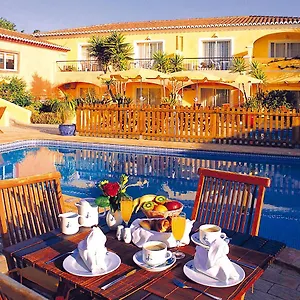 Отель Costa D'oiro Ambiance Village